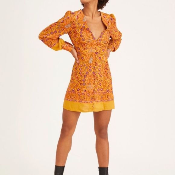 Urban Outfitters Mini Long Sleeved Dress Boho NWT Medium V neck - Picture 1 of 8